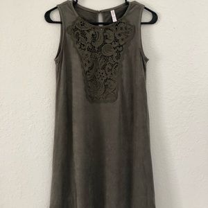 Green suede/crochet BoHo mini dress 🌿